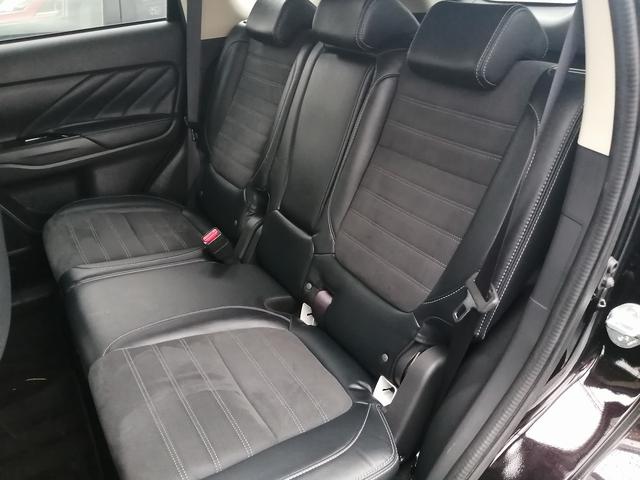 アウトランダーＰＨＥＶ Ｇナビパッケージ　純正ナビ　フルセグＴＶ　Ｂｌｕｅｔｏｏｔｈ接続　ＥＴＣ　全方位カメラ　バックカメラ　クルーズコントロール　ＬＥＤヘッド　エレクトリックテールゲート　パワーシート　シートヒーター　Ｅ－アシスト（58枚目）