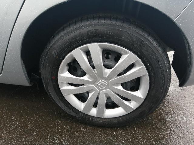 フィット ｅ：ＨＥＶホーム　純正ナビ　フルセグＴＶ　Ｂｌｕｅｔｏｏｔｈ接続　ＥＴＣ　バックカメラ　クルーズコントロール　ＬＥＤヘッドライト　プッシュスタート　スマートキー　ホンダセンシング　ハーフレザーシート（42枚目）