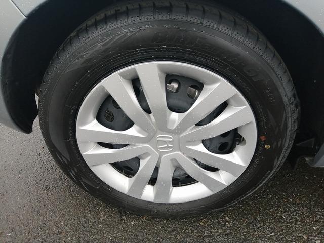 フィット ｅ：ＨＥＶホーム　純正ナビ　フルセグＴＶ　Ｂｌｕｅｔｏｏｔｈ接続　ＥＴＣ　バックカメラ　クルーズコントロール　ＬＥＤヘッドライト　プッシュスタート　スマートキー　ホンダセンシング　ハーフレザーシート（43枚目）