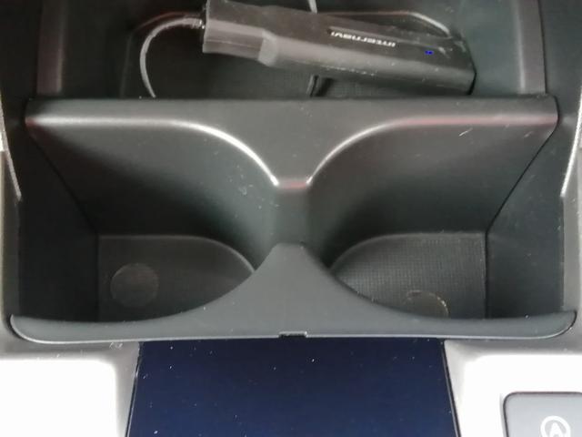 フィット １３Ｇ・Ｌ　ホンダセンシング　純正ナビ　フルセグＴＶ　Ｂｌｕｅｔｏｏｔｈ接続　ＣＤ／ＤＶＤ再生　ＥＴＣ　バックカメラ　クルーズコントロール　ＬＥＤヘッドライト　フロントフォグランプ　プッシュスタート　スマートキー　純正アルミ（23枚目）