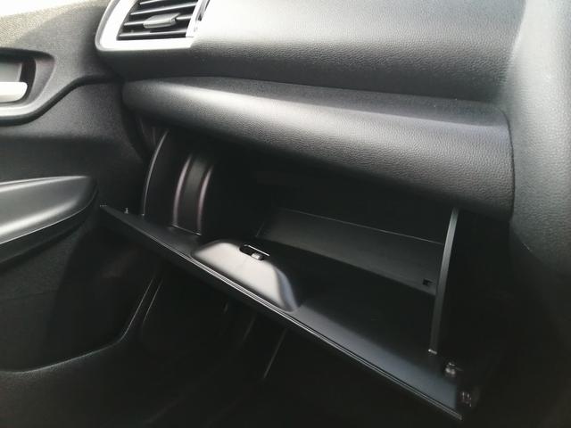 フィット １３Ｇ・Ｌ　ホンダセンシング　純正ナビ　フルセグＴＶ　Ｂｌｕｅｔｏｏｔｈ接続　ＣＤ／ＤＶＤ再生　ＥＴＣ　バックカメラ　クルーズコントロール　ＬＥＤヘッドライト　フロントフォグランプ　プッシュスタート　スマートキー　純正アルミ（42枚目）