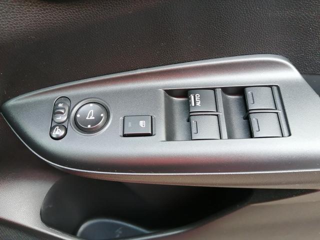 フィット １３Ｇ・Ｌ　ホンダセンシング　純正ナビ　フルセグＴＶ　Ｂｌｕｅｔｏｏｔｈ接続　ＣＤ／ＤＶＤ再生　ＥＴＣ　バックカメラ　クルーズコントロール　ＬＥＤヘッドライト　フロントフォグランプ　プッシュスタート　スマートキー　純正アルミ（44枚目）