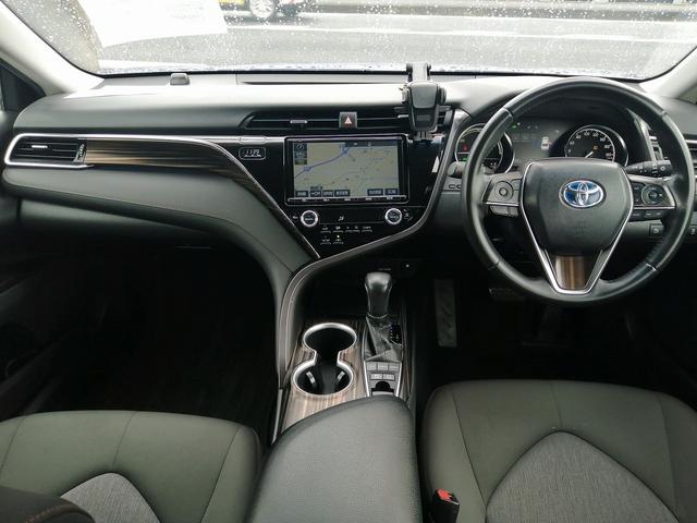 カムリ Ｇ　純正ナビ　フルセグＴＶ　Ｂｌｕｅｔｏｏｔｈ接続　ＥＴＣ　　バックカメラ　運転席パワーシート　ＬＥＤヘッド　プッシュスタート　スマートキー　クルーズコントロール　純正アルミ　トヨタセーフティーセンス（12枚目）