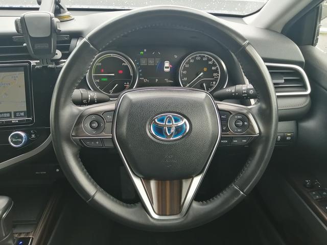 カムリ Ｇ　純正ナビ　フルセグＴＶ　Ｂｌｕｅｔｏｏｔｈ接続　ＥＴＣ　　バックカメラ　運転席パワーシート　ＬＥＤヘッド　プッシュスタート　スマートキー　クルーズコントロール　純正アルミ　トヨタセーフティーセンス（13枚目）