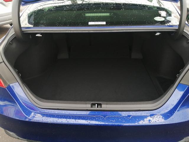 カムリ Ｇ　純正ナビ　フルセグＴＶ　Ｂｌｕｅｔｏｏｔｈ接続　ＥＴＣ　　バックカメラ　運転席パワーシート　ＬＥＤヘッド　プッシュスタート　スマートキー　クルーズコントロール　純正アルミ　トヨタセーフティーセンス（46枚目）