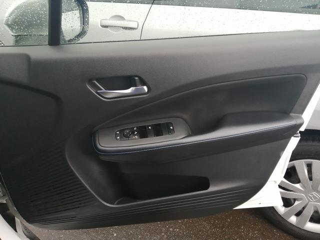 ノート オーテック クロスオーバー 純正ナビ フルセグTV Bluetooth接続 ETC アラウンドビューモニター バックカメラ ハンドルヒーター LEDヘッドライト プッシュスタート スマートキー 純正アルミホイール(42枚目)