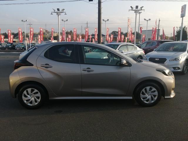 ヤリス X(7枚目)