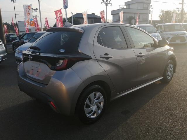 ヤリス X(8枚目)