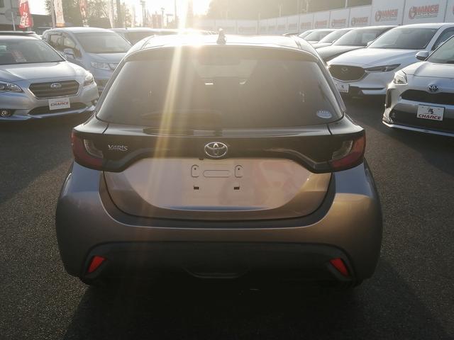 ヤリス X(9枚目)