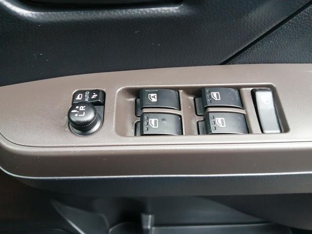 ルーミー Ｘ　純正ナビ　フルセグＴＶ　Ｂｌｕｅｔｏｏｔｈ接続　ＣＤ／ＤＶＤ再生　ＥＴＣ　バックカメラ　プッシュスタート　スマートキー　スマートアシスト　アイドリングストップ　左後パワースライド　前席シートヒーター（29枚目）