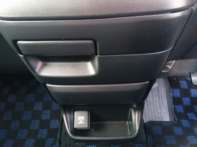 フリード+ハイブリッド (29枚目)