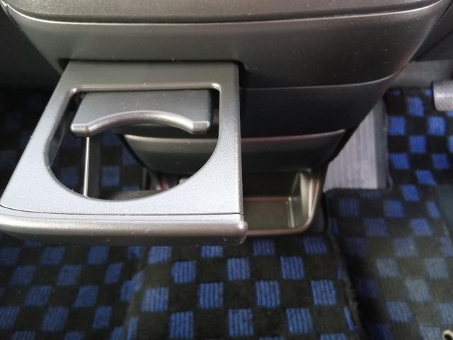 フリード+ハイブリッド (30枚目)