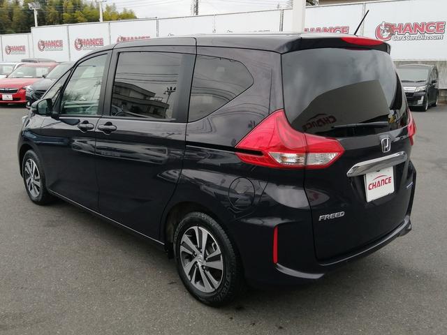 フリードハイブリッド ハイブリッド・Ｇ　社外ナビ　フルセグＴＶ　Ｂｌｕｅｔｏｏｔｈ接続　ＣＤ／ＤＶＤ再生　ＥＴＣ　バックカメラ　シートヒーター　両側パワースライドドア　アイドリングストップ　ＬＥＤヘッド　クルーズコントロール　純正アルミ（10枚目）