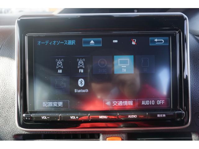 ＺＳ　純正メモリナビ　フルセグ　ＣＤ　ＤＶＤ再生　Ｂｌｕｅｔｏｏｔｈ　ＥＴＣ　オートライト　ＬＥＤヘッドライト　ステアリングリモコン　フォグライト　横滑り防止　衝突軽減ブレーキ　両側電動スライドドア(12枚目)