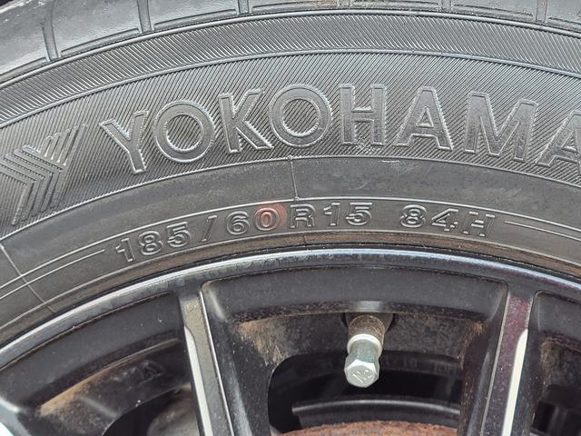 シャトル ハイブリッド　ホンダセンシング　メモリナビ　フルセグ　ＣＤ　ＤＶＤ再生　Ｂｌｕｅｔｏｏｔｈ　バックカメラ　ＥＴＣ　プライバシーガラス　横滑り防止　アルミホイール　ドライブレコーダー　衝突軽減ブレーキ（56枚目）