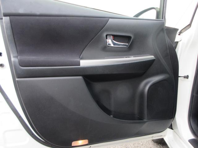 プリウスアルファ Ｓ　純正ナビ　ワンセグＴＶ　Ｂｌｕｅｔｏｏｔｈオーディオ　バックカメラ　ＥＴＣ　アルミホイール　フォグライト　横滑り防止　ＡＢＳ　運転席エアバック　助手席エアバック（24枚目）