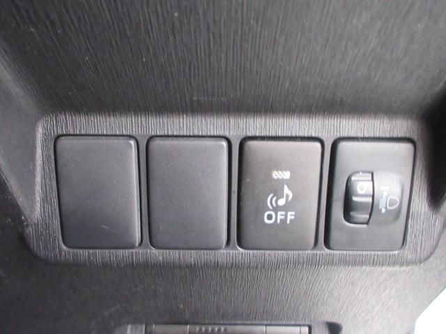 プリウスアルファ Ｓ　純正ナビ　ワンセグＴＶ　Ｂｌｕｅｔｏｏｔｈオーディオ　バックカメラ　ＥＴＣ　アルミホイール　フォグライト　横滑り防止　ＡＢＳ　運転席エアバック　助手席エアバック（29枚目）