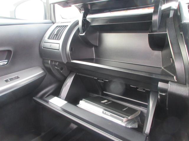 プリウスアルファ Ｓ　純正ナビ　ワンセグＴＶ　Ｂｌｕｅｔｏｏｔｈオーディオ　バックカメラ　ＥＴＣ　アルミホイール　フォグライト　横滑り防止　ＡＢＳ　運転席エアバック　助手席エアバック（43枚目）