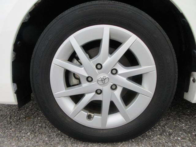 プリウスアルファ Ｓ　純正ナビ　ワンセグＴＶ　Ｂｌｕｅｔｏｏｔｈオーディオ　バックカメラ　ＥＴＣ　アルミホイール　フォグライト　横滑り防止　ＡＢＳ　運転席エアバック　助手席エアバック（52枚目）