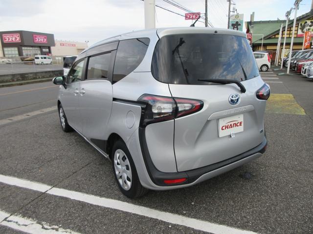シエンタ ハイブリッドG メモリーナビ ETC フルセグ 電格ミラー 横滑り防止装置 プライバシーガラス エアバッグ フルフラット 3列シート 7人乗り 衝突軽減ブレーキ 両側電動スライドドア HIDライト スマートキー(17枚目)
