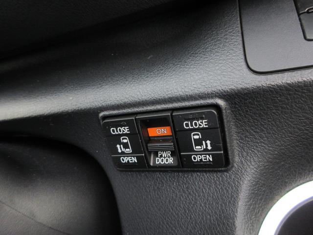 シエンタ ハイブリッドG メモリーナビ ETC フルセグ 電格ミラー 横滑り防止装置 プライバシーガラス エアバッグ フルフラット 3列シート 7人乗り 衝突軽減ブレーキ 両側電動スライドドア HIDライト スマートキー(31枚目)