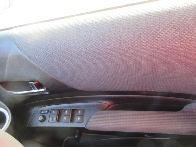 シエンタ G 純正ナビ フルセグTV Bluetoothオーディオ バックカメラ ETC スマートキー 両側電動スライドドア シートヒーター LEDヘッドライト フォグライト 衝突被害軽減システム(31枚目)