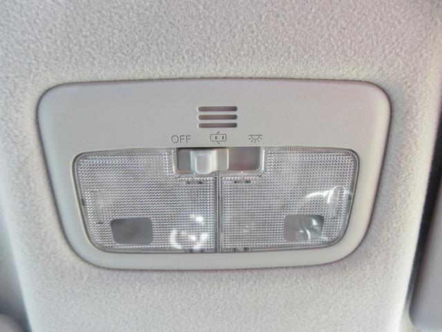 シエンタ G 純正ナビ フルセグTV Bluetoothオーディオ バックカメラ ETC スマートキー 両側電動スライドドア シートヒーター LEDヘッドライト フォグライト 衝突被害軽減システム(41枚目)