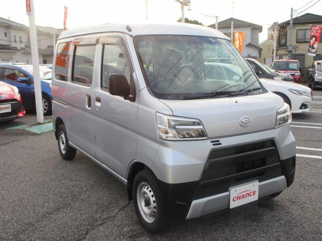 ハイゼットカーゴ ＤＸ　ＳＡＩＩＩ　ＬＥＤヘッドライト　衝突軽減ブレーキ　横滑り防止装置　ＡＢＳ　アイドリングストップ（5枚目）