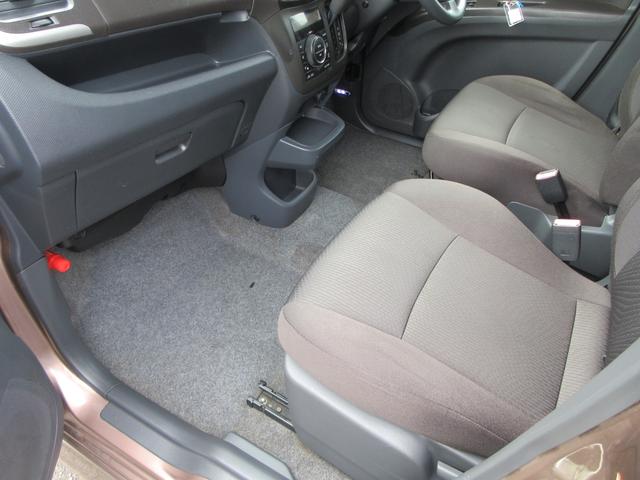 自社の関東運輸局認証工場【認証番号３−４９２４号】、国の指定を受けた自社工場で国家資格を持った整備士が整備付車検または、納車前点検整備プラス快適点検で快適カーライフをお届けします。