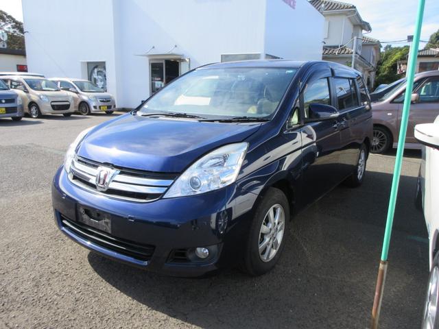 アイシス Ｇ　純正ナビ　フルセグＴＶ　バックカメラ　フォグライト　ＨＩＤライト　プライバシーガラス　助手席エアバッグ　エアバッグ　ＡＢＳ　電格ミラー　右ハンドル　インパネＡＴ　アルミホイール（3枚目）