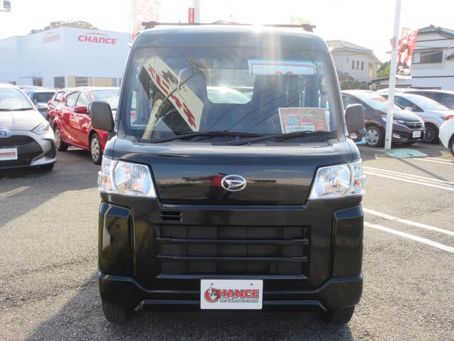 ハイゼットカーゴ ＤＸ　Ｂｌｕｅｔｏｏｔｈ　ワンセグＴＶ　ＥＴＣ　キーレス　ＣＤ　衝突軽減ブレーキ　横滑り防止装置　ＡＢＳ　アイドリングストップ　フルフラットシート　両側スライドドア　プライバシーガラス（4枚目）