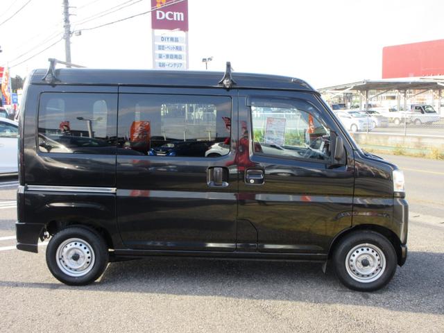 ハイゼットカーゴ ＤＸ　Ｂｌｕｅｔｏｏｔｈ　ワンセグＴＶ　ＥＴＣ　キーレス　ＣＤ　衝突軽減ブレーキ　横滑り防止装置　ＡＢＳ　アイドリングストップ　フルフラットシート　両側スライドドア　プライバシーガラス（6枚目）