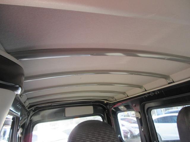 ハイゼットカーゴ ＤＸ　Ｂｌｕｅｔｏｏｔｈ　ワンセグＴＶ　ＥＴＣ　キーレス　ＣＤ　衝突軽減ブレーキ　横滑り防止装置　ＡＢＳ　アイドリングストップ　フルフラットシート　両側スライドドア　プライバシーガラス（12枚目）