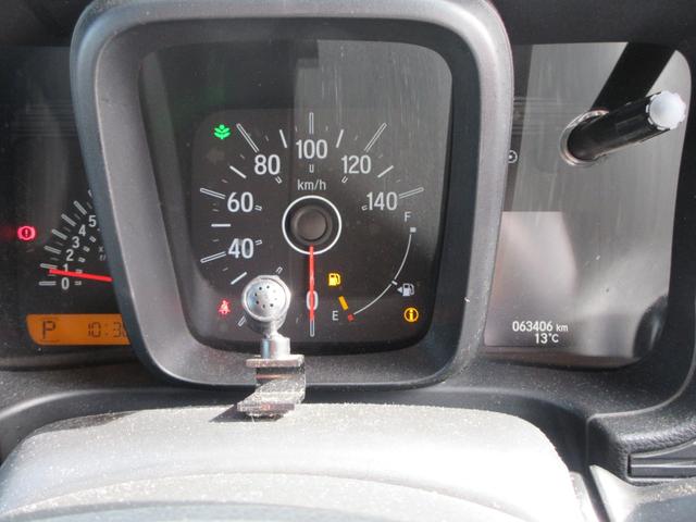 Ｎ－ＶＡＮ Ｇ・ホンダセンシング　メモリーナビ　ＥＴＣ　Ｂｌｕｅｔｏｏｔｈ　キーレス　インパネＡＴ　衝突軽減ブレーキ　アイドリングストップ　横滑り防止装置　ＡＢＳ　プライバシーガラス　助手席エアバッグ　エアバッグ　ＣＤ（4枚目）