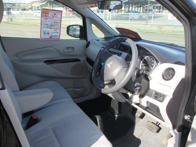 ｅＫワゴン Ｅ　社外ナビ　ワンセグ　電格ミラー　取扱説明書　ベンチシート　フルフラットシート　キーレス　エアバッグ　助手席エアバッグ　ＡＢＳ　インパネＡＴ　ＣＤ　ＤＶＤ　ハロゲン　エアコン　パワステ（11枚目）