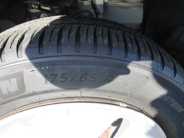 キューブ １５Ｘ　スマートキー　ＡＢＳ　横滑り防止装置　アイドリングストップ　エアバッグ　助手席エアバッグ　プライバシーガラス　フルフラットシート（36枚目）