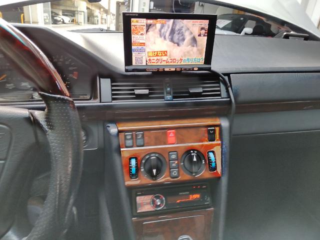 Eクラス E320 本革シート/左ハンドル/AMG17インチAW/AMGダウンサス/ビルシュタインショック(31枚目)