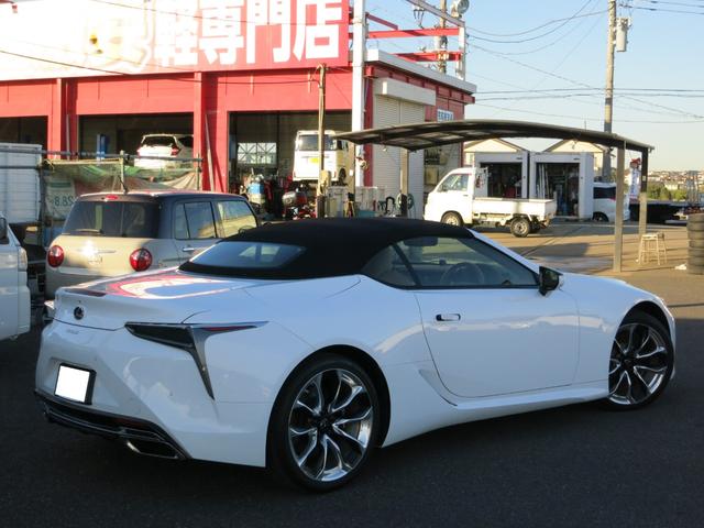 ＬＣ ＬＣ５００　コンバーチブル　オーカー革シート／ソフトトップ／オプション２１インチアルミ／ＬＥＤヘッドランプ／ヘッドアップディスプレイ／セーフティシステムプラス／パワーシート／シートヒーター／ＥＴＣ２．０（4枚目）