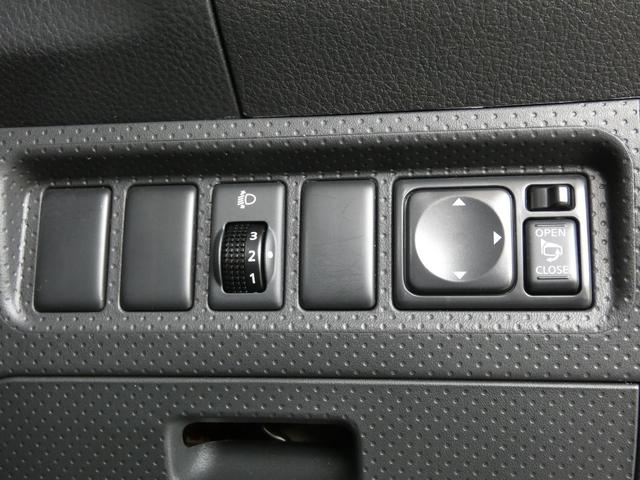 ＮＶ１５０ＡＤ ＶＥ　バックカメラ　ナビ　ＴＶ　後席モニター　キーレスエントリー　電動格納ミラー　１００Ｖ電源　ＣＶＴ　ＣＤ　ＵＳＢ　Ｂｌｕｅｔｏｏｔｈ　エアコン　パワーウィンドウ　運転席エアバッグ　助手席エアバッグ（9枚目）
