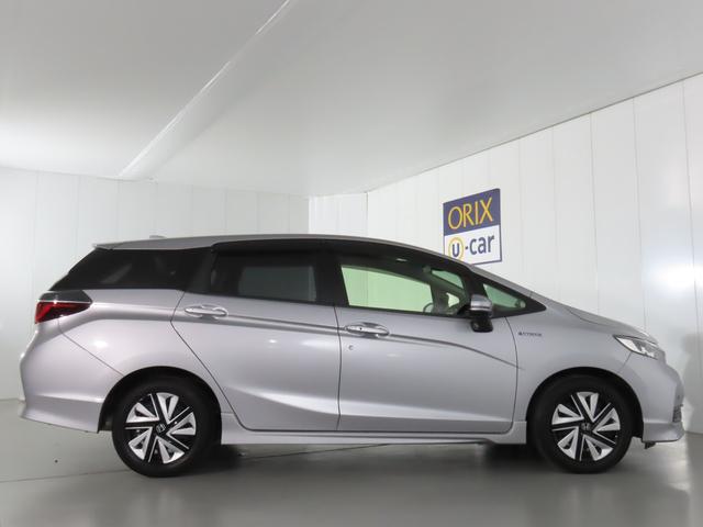 シャトル ハイブリッド ホンダセンシング ETC バックカメラ ナビ クリアランスソナー オートクルーズコントロール レーンアシスト 衝突被害軽減システム スマートキー アイドリングストップ 電動格納ミラー AT 盗難防止システム(12枚目)