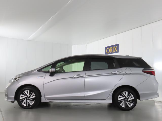 シャトル ハイブリッド ホンダセンシング ETC バックカメラ ナビ クリアランスソナー オートクルーズコントロール レーンアシスト 衝突被害軽減システム スマートキー アイドリングストップ 電動格納ミラー AT 盗難防止システム(16枚目)