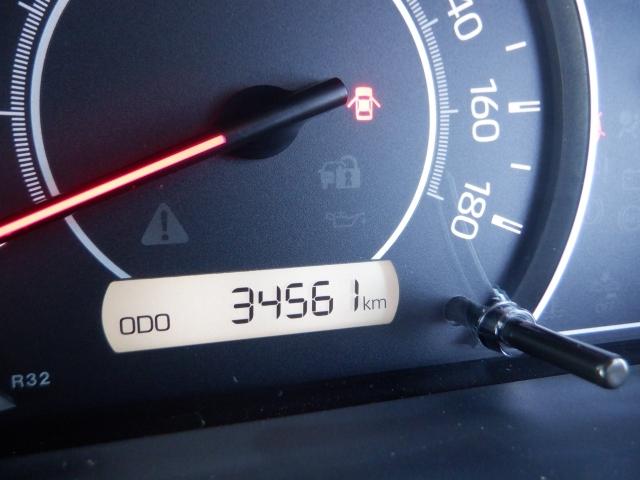 ヴォクシー X ナビ ETC キーレス 両側/片側電動スライドドア クルーズコントロール アイドリングストップ 横滑り防止装置 ウィンカーミラー CD パワステ パワーウィンドウ ABS(7枚目)