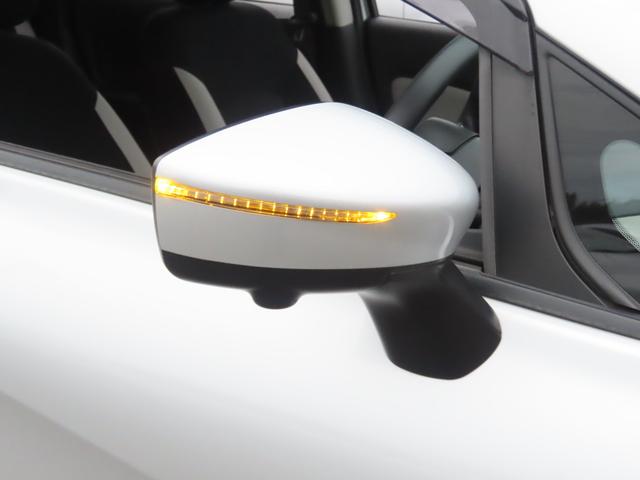 ノート e-パワー B ETC 全周囲カメラ クリアランスソナー レーンアシスト 衝突被害軽減システム スマートキー アイドリングストップ 電動格納ミラー CVT 盗難防止システム 衝突安全ボディ ABS ESC CD(21枚目)