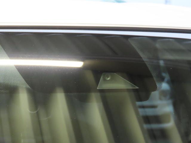 ノート e-パワー B ETC 全周囲カメラ クリアランスソナー レーンアシスト 衝突被害軽減システム スマートキー アイドリングストップ 電動格納ミラー CVT 盗難防止システム 衝突安全ボディ ABS ESC CD(29枚目)