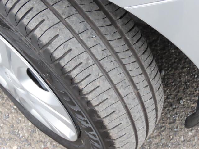 ノート e-パワー B ETC 全周囲カメラ クリアランスソナー レーンアシスト 衝突被害軽減システム スマートキー アイドリングストップ 電動格納ミラー CVT 盗難防止システム 衝突安全ボディ ABS ESC CD(36枚目)