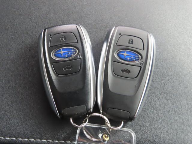フォレスター アドバンス 4WD ETC バックカメラ クリアランスソナー オートクルーズコントロール レーンアシスト パワーシート 衝突被害軽減システム ナビ LEDヘッドランプ アルミホイール スマートキー 電動格納ミラー(10枚目)