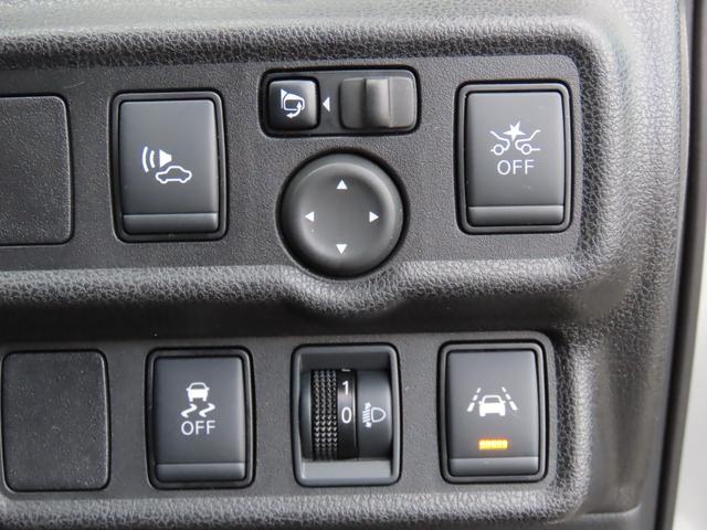 ノート ｅ－パワー　Ｂ　ＥＴＣ　全周囲カメラ　クリアランスソナー　レーンアシスト　衝突被害軽減システム　スマートキー　電動格納ミラー　ＣＶＴ　盗難防止システム　衝突安全ボディ　ＡＢＳ　ＥＳＣ　ＣＤ　エアコン（8枚目）