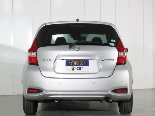 ノート ｅ－パワー　Ｂ　ＥＴＣ　全周囲カメラ　クリアランスソナー　レーンアシスト　衝突被害軽減システム　スマートキー　電動格納ミラー　ＣＶＴ　盗難防止システム　衝突安全ボディ　ＡＢＳ　ＥＳＣ　ＣＤ　エアコン（15枚目）