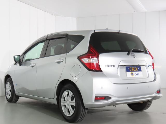 ノート ｅ－パワー　Ｂ　ＥＴＣ　全周囲カメラ　クリアランスソナー　レーンアシスト　衝突被害軽減システム　スマートキー　電動格納ミラー　ＣＶＴ　盗難防止システム　衝突安全ボディ　ＡＢＳ　ＥＳＣ　ＣＤ　エアコン（16枚目）