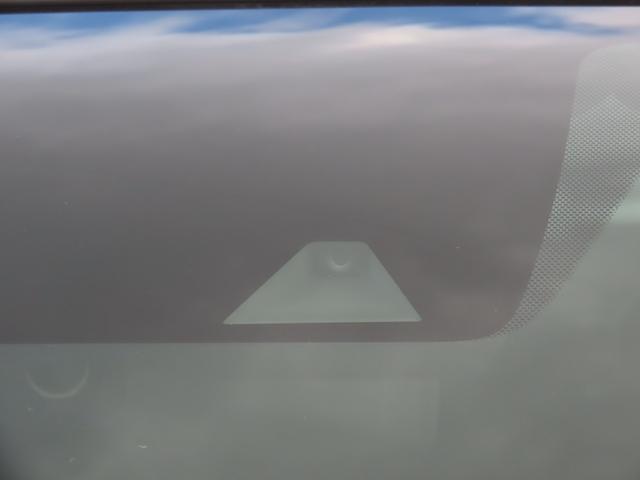 ノート ｅ－パワー　Ｂ　ＥＴＣ　全周囲カメラ　クリアランスソナー　レーンアシスト　衝突被害軽減システム　スマートキー　電動格納ミラー　ＣＶＴ　盗難防止システム　衝突安全ボディ　ＡＢＳ　ＥＳＣ　ＣＤ　エアコン（22枚目）